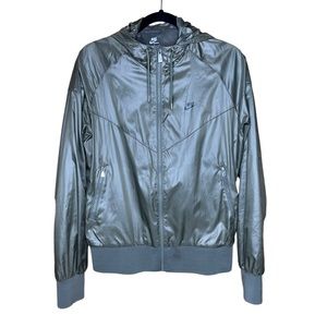 EUC Nike Womens‎ Sportswear Classic nylon Hooded Windrunner Jacket Olive Green L